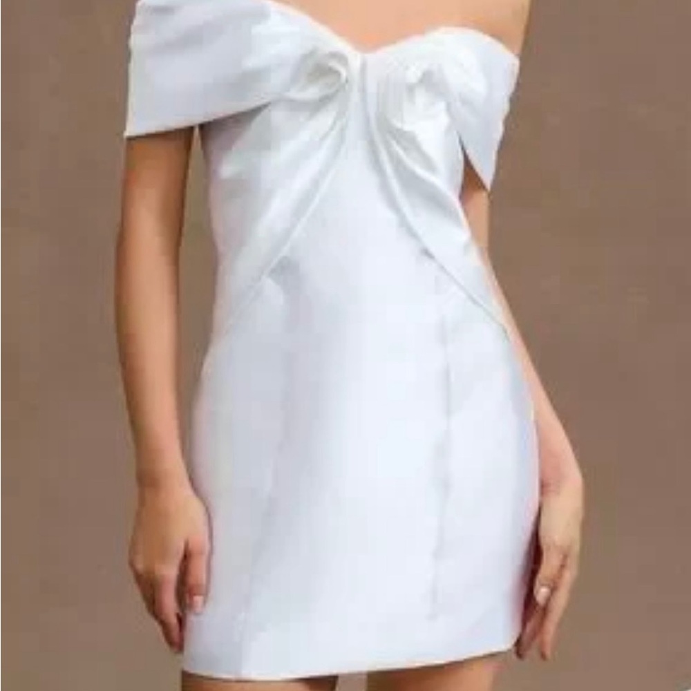 Elliatt Strapless White Dress